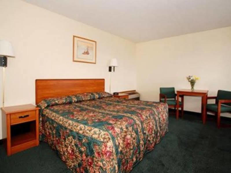 Econo Lodge Елкгарт Екстер'єр фото
